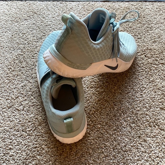 Nike training shoes - Picture 3 of 3